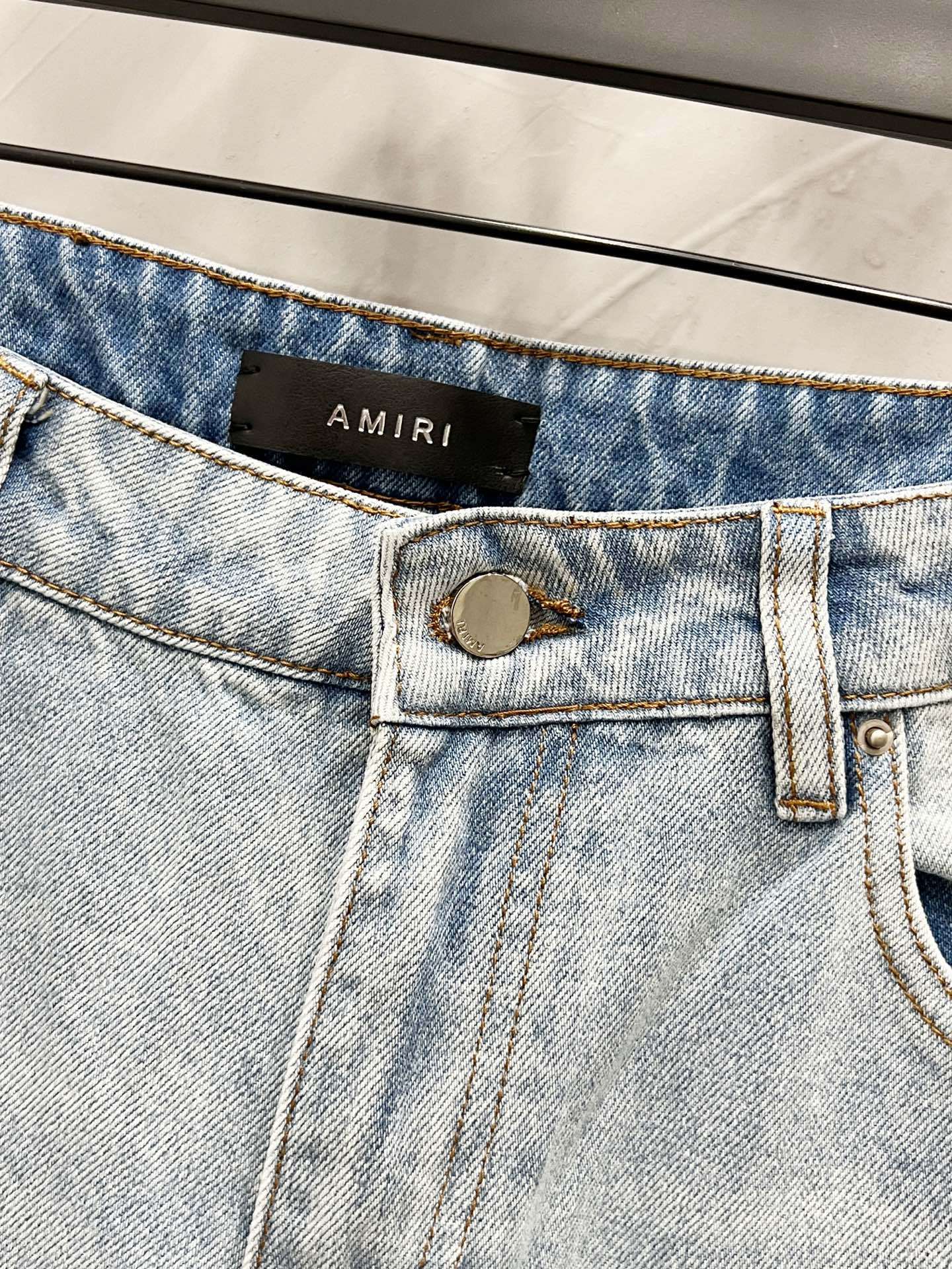 Amiri Fashion Jeans