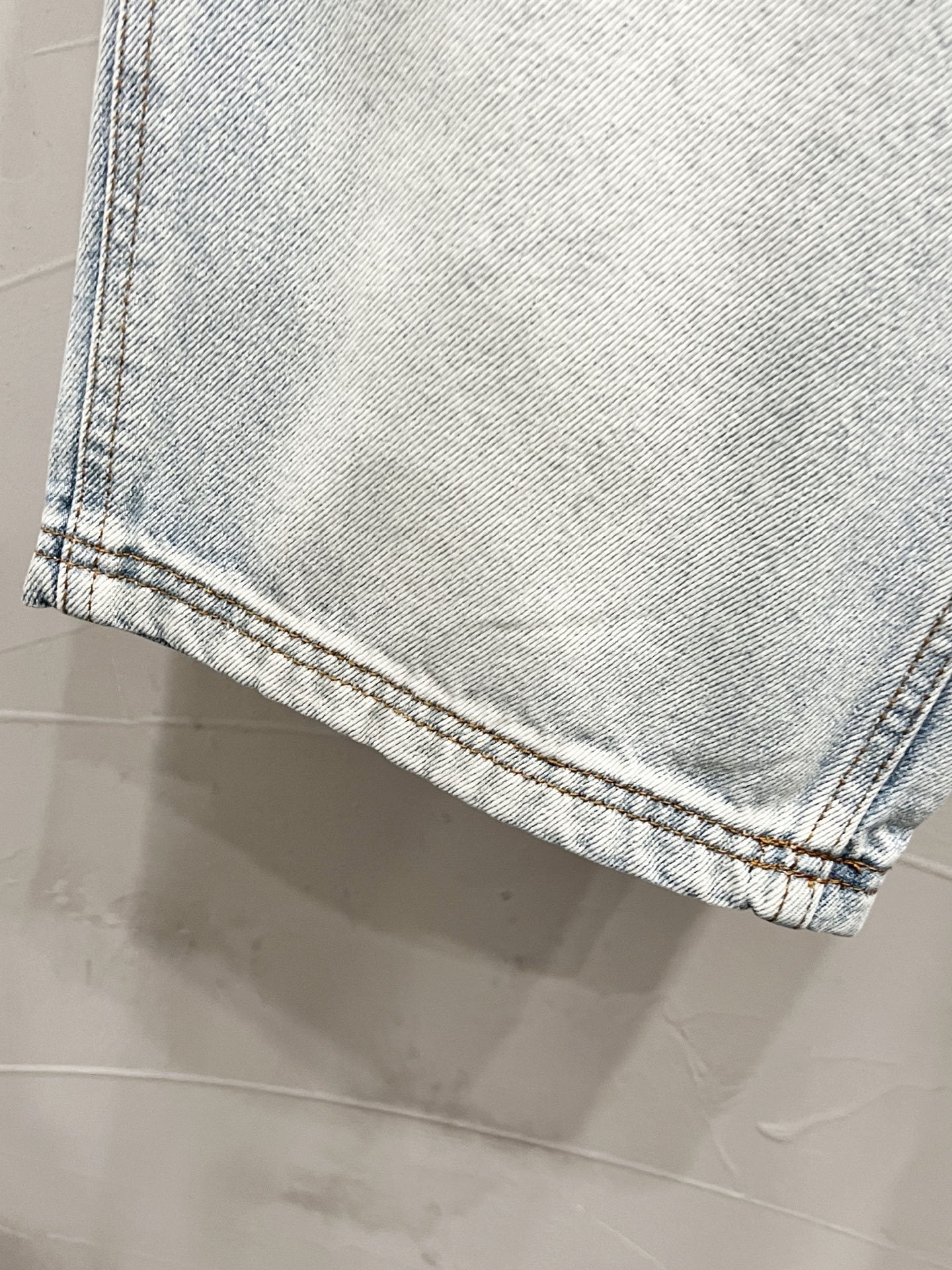 Amiri Fashion Jeans